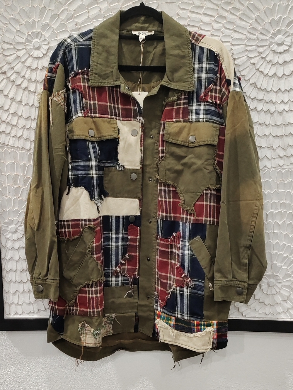 Patchwork Plaid Distressed Star Utility Jacket - Olive - Picture 2 of 10